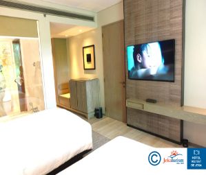 Poze Phuket Marriott Resort Nai Yang Beach 10