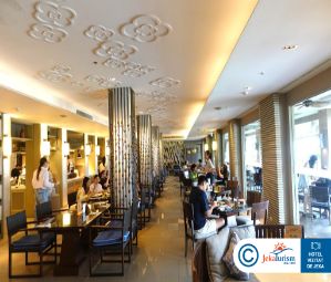 Poze Phuket Marriott Resort Nai Yang Beach 14