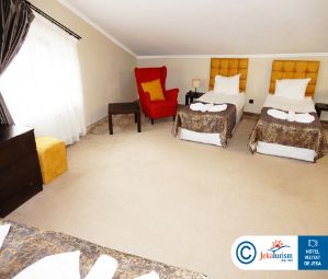 Poze RIVERSIDE BOUTIQUE 9