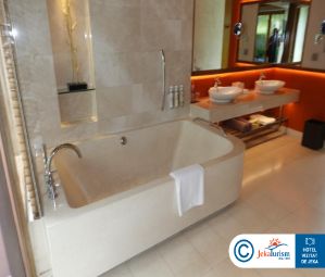 Poze Renaissance Phuket Resort And Spa 10