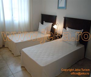 Poze THE CLIFF AND SPA 9