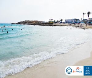 Poze Tasia Maris Sands 15