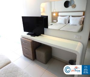 Poze Tasia Maris Sands 6