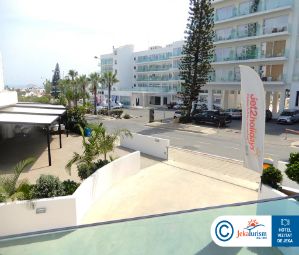 Poze The Blue Ivy 15