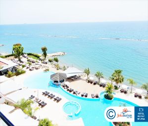 Poze The Royal Apollonia 9