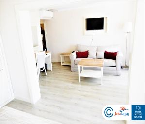 Poze WHITE ROCK CASTLE SUITE 6