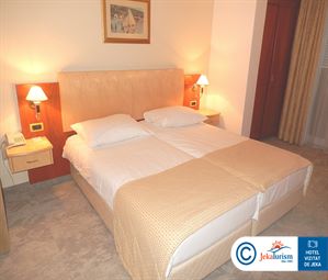 Poze ZVONIMIR CROATIA