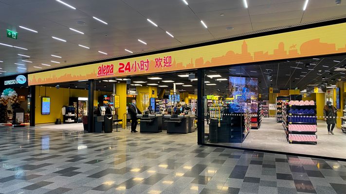 Myyjiä, Alepa Lentoasema, Vantaa, HOK-Elanto