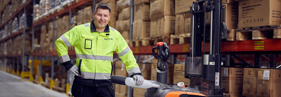 Laattapisteelle varastotyöntekijäksi