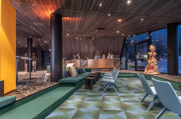 Vastaanottovirkailija, Design Hotel Levi