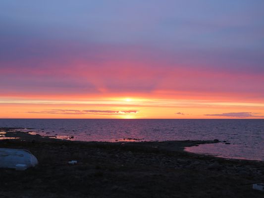 Tarjoilijoita ja Kokkeja Hailuotoon