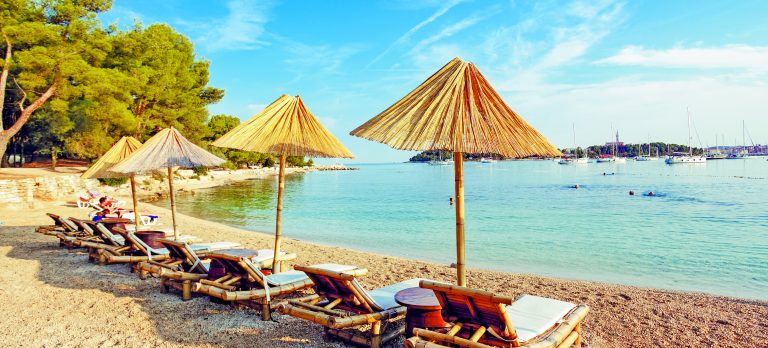 228506 puy rovinj 0812 56 ps