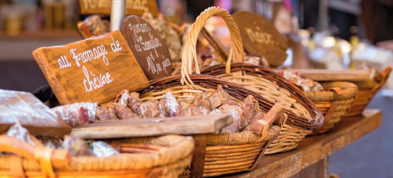 French_Market_502013506_Getty_RGB-136-DPI-For-Web