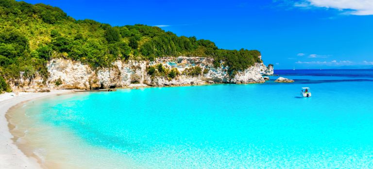 Greece_Voutoumi_bay_at_Antipaxos_island_801704118_Getty_RGB-136-DPI-For-Web
