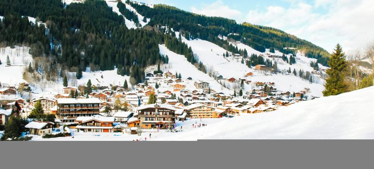 Les Gets Town in Portes du Soleil region 506243615 Getty RGB 136 DPI For Web