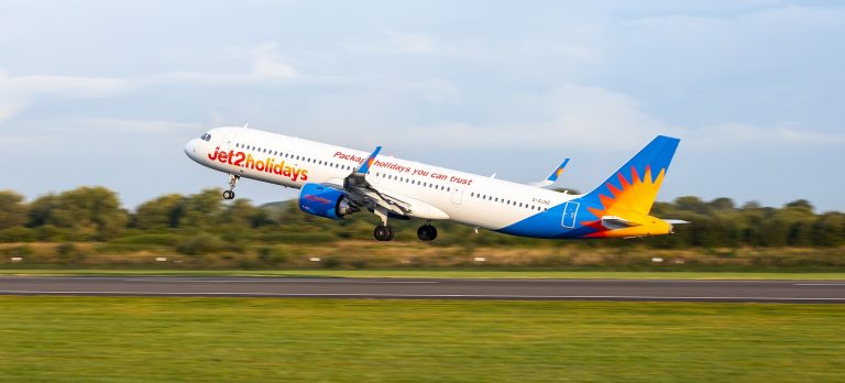 MAN Aircraft Takeoff A321 NEO 0824 07 Web