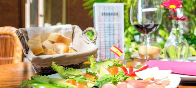 TFS Wine Tapas tasting Harbour July 0117 03 RGB 136 DPI For Web