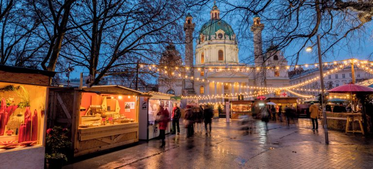 VIE Christmas Markets 1218 56 RGB 136 DPI For Web
