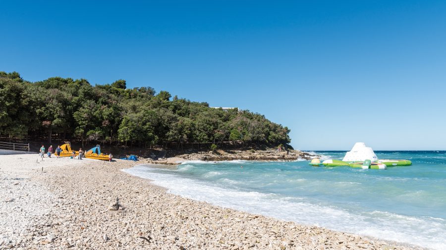 227837 puy beach ambrela 0117 01 Web
