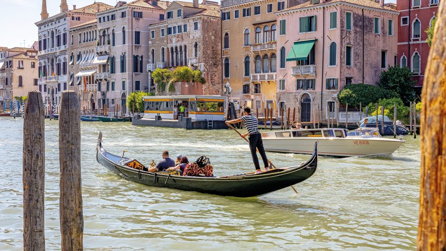 518326 vce venice grand canal 0719 40 Web