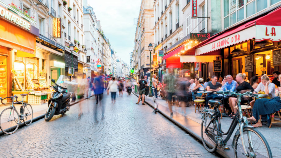 CDG_Paris_Rue_Mouffetard_Market_1016_01_RGB-136-DPI-For-Web