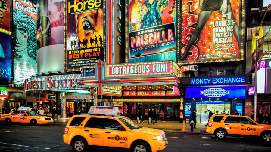 EWR_Broadway_495858191_Getty_RGB-136-DPI-For-Web