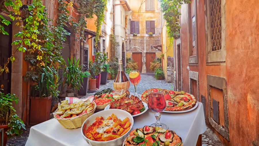 FCO Rome restaurant 891284194 getty Web