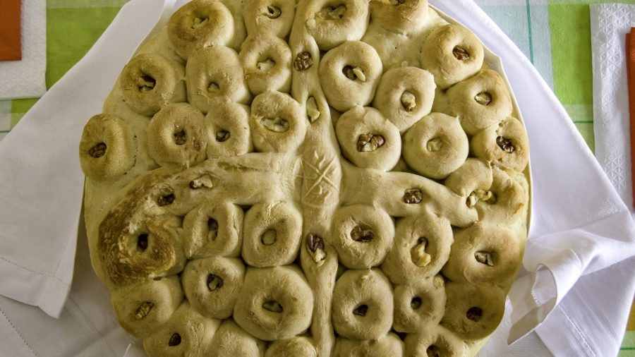 Greek Christmas Bread 176096071 Rfis 0318