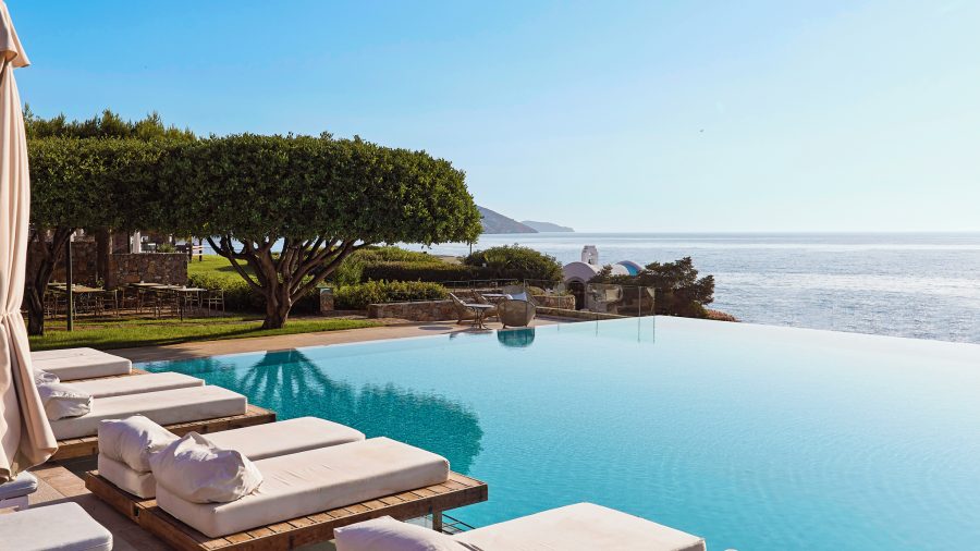 HER 70268 St Nicolas Bay Resort Hotel and Villas 0224 05 RGB 136 DPI For Web