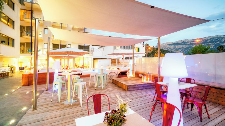 PMI 73601 Boutique Hotel Minister 0917 22 RGB 136 DPI For Web