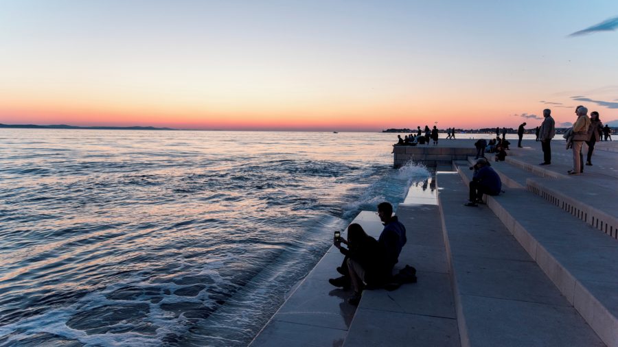 SPU_Watch_sun_set_Zadar_0117_17_RGB-136-DPI-For-Web