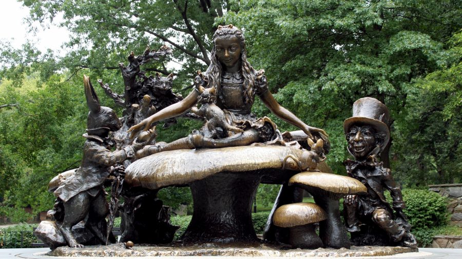 Ewr Alice In Wonderland Statue 27316764 Rfis