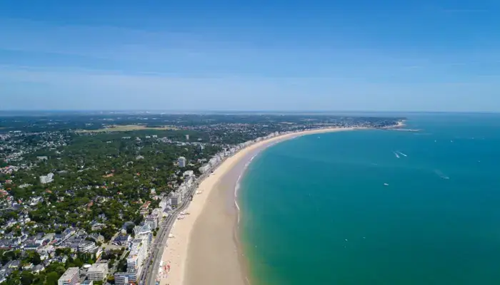 week-end de rêve 2 nuits à La Baule à seulement 45€ par personne !😍
