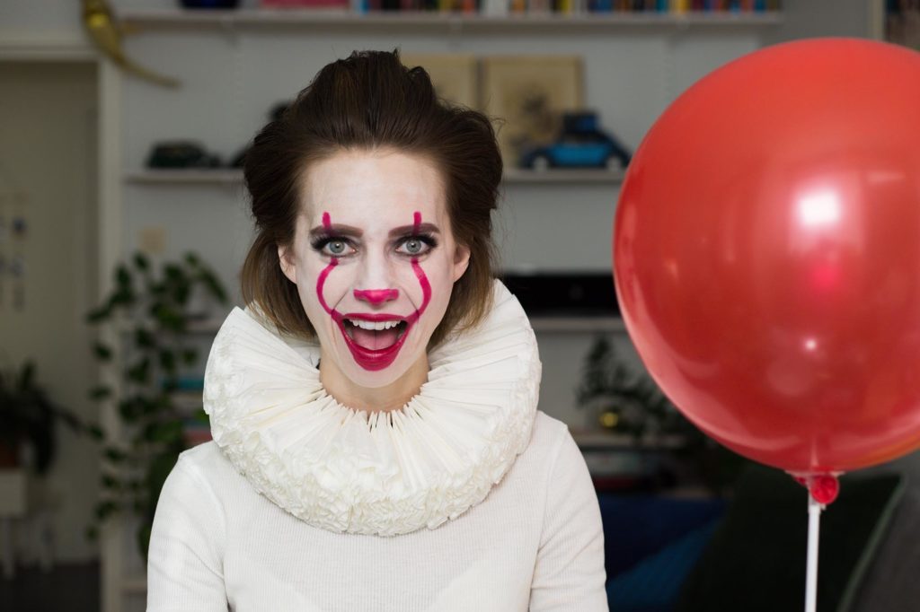 Halloween costume - Pennywise the clown IT