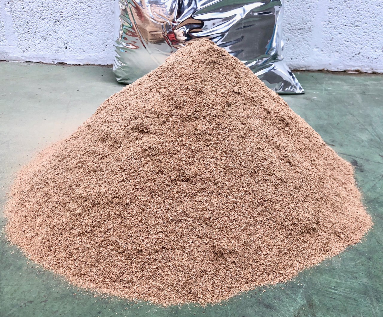 Oak Smoking Sawdust Very fine, high quality