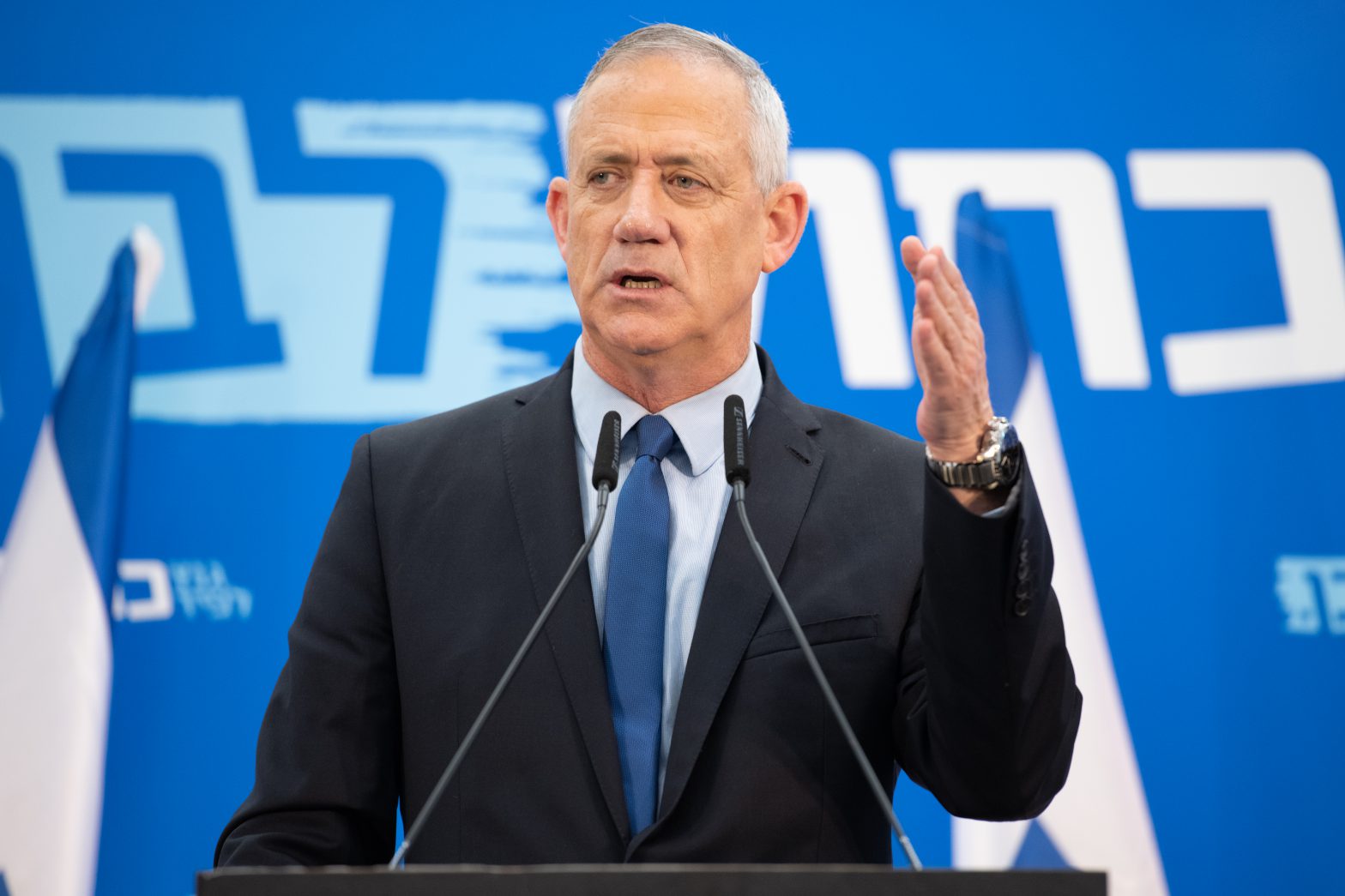 עובדים בשבילכם