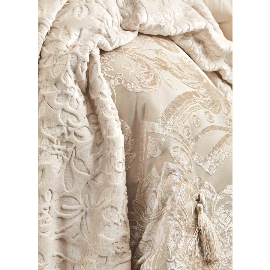 Karaca Home Valeria Royal Gold 10 Piece Wedding Set Karaca Europe