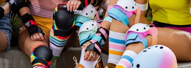 888 Triple 8 Saver series protection set colour