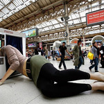 Thumbsq_london-ink-sculpture-1
