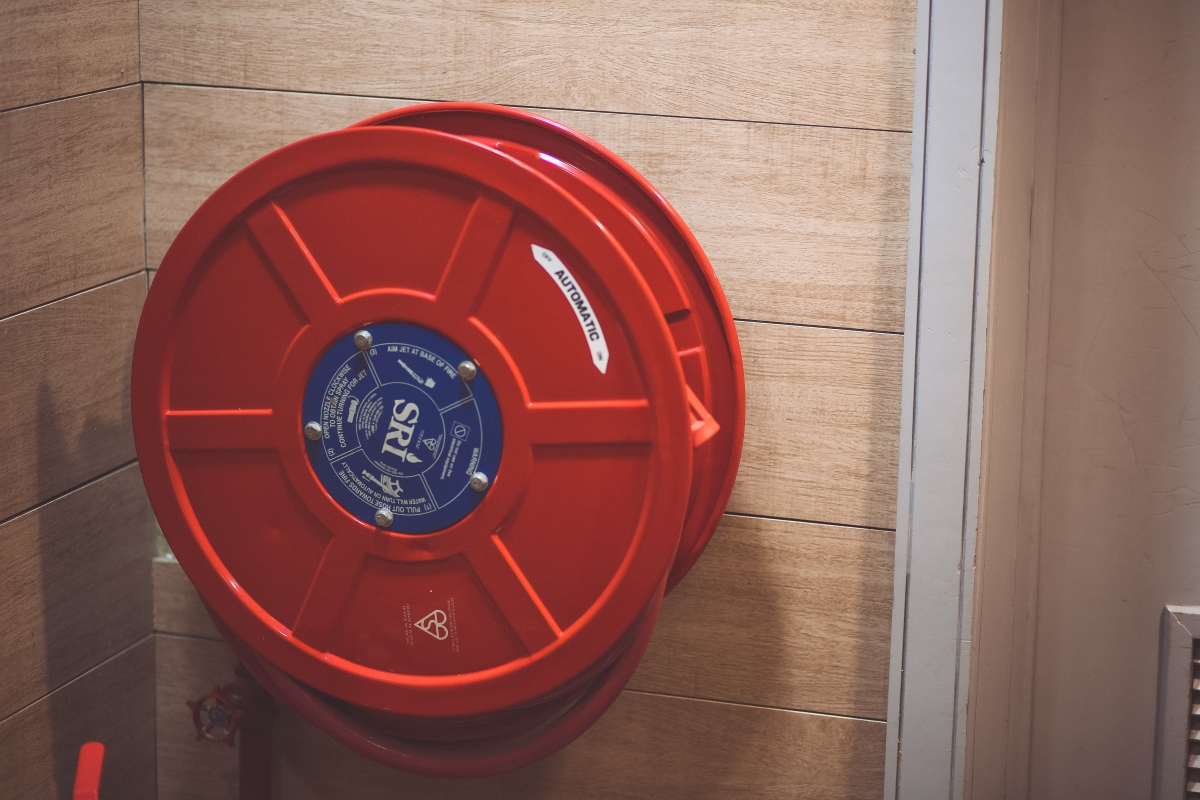 fire-hose-hose-indoors-189466 - Kiasu Workforce