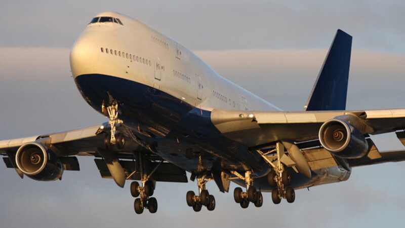 The Boeing 747 retires 1