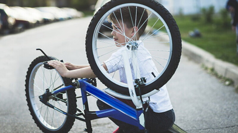 Chainless S1: on the bike without chains, and with two steering wheels 1