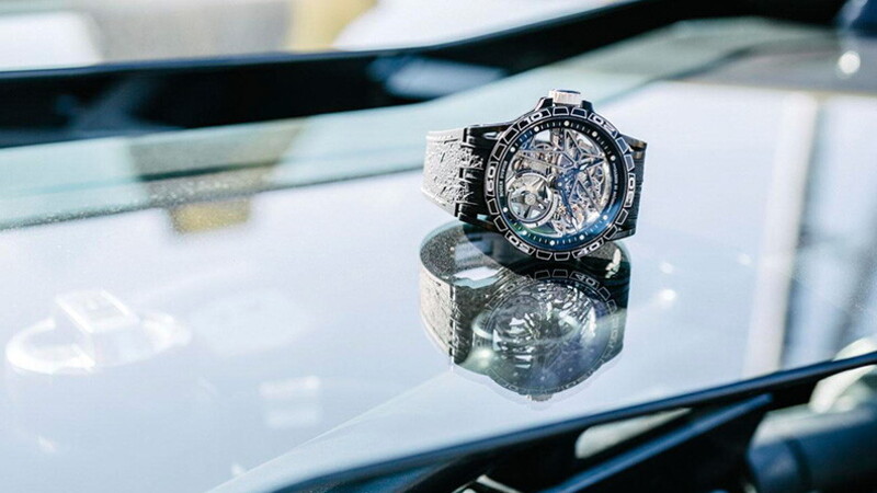 Excalibur Spider Pirelli: the engines of time 02