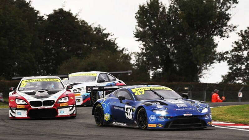 The great Scots on top in British GT 02