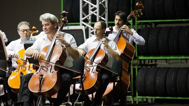 Time at Pirelli: speed, precision, music and people 03