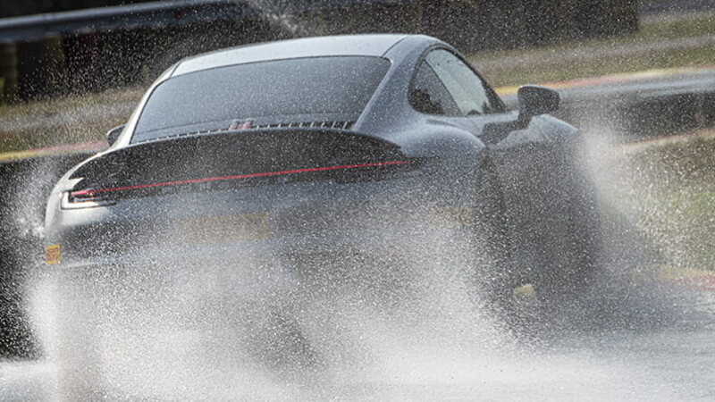 Eight tips for driving in wet weather 02