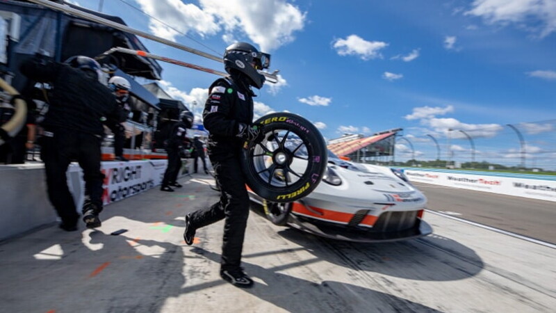 SRO America waves the green flag on 2020 season 03