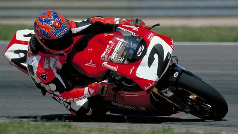 Carl Fogarty: the eyes have it 01