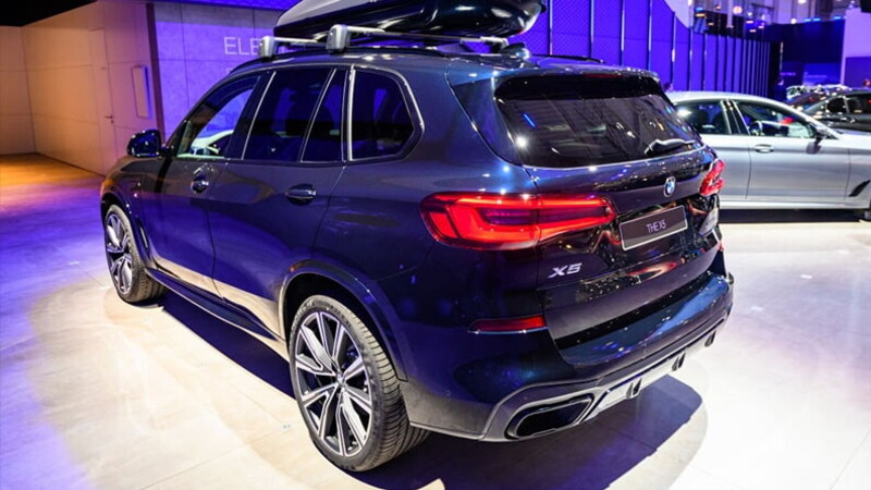BMW X5: german SUV born in the USA