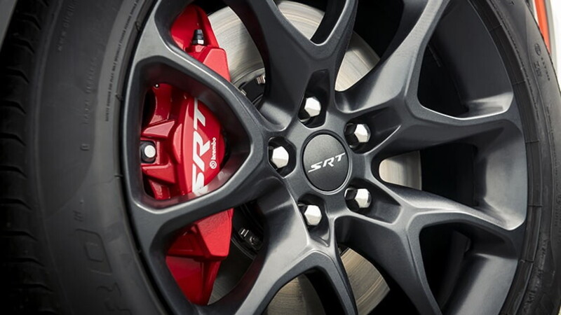 Pirelli and Dodge Durango SRT Hellcat: high performance tires for the most powerful SUV! 02